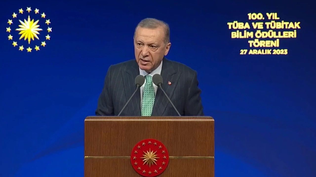 Erdoğan, 100. Yıl TÜBİTAK ve TÜBA Bilim Ödülleri Töreni'nde konuşuyor