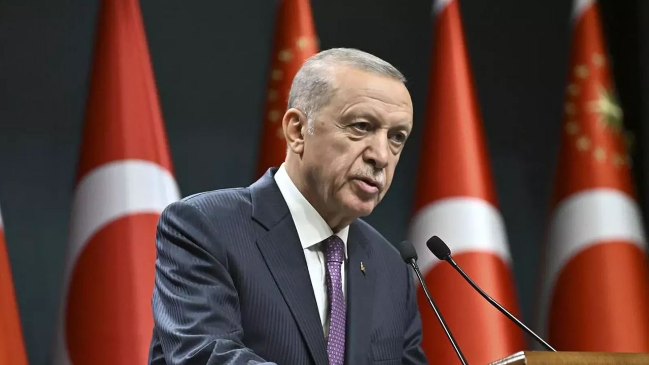 Cumhurbaşkanı Erdoğan: "Tüm kardeşlerimizin Allah yardımcısı olsun diye dua ediyoruz"