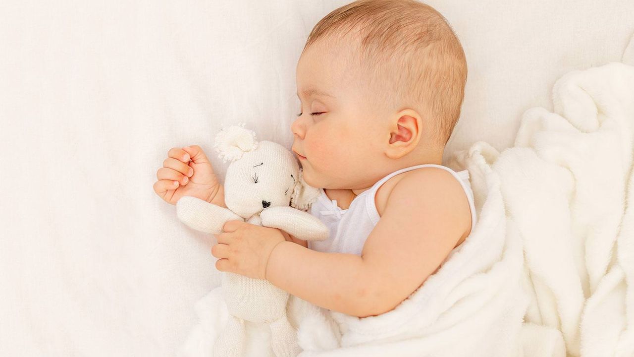 Rüyada korkan bebekler için hangi dualar okunur?
