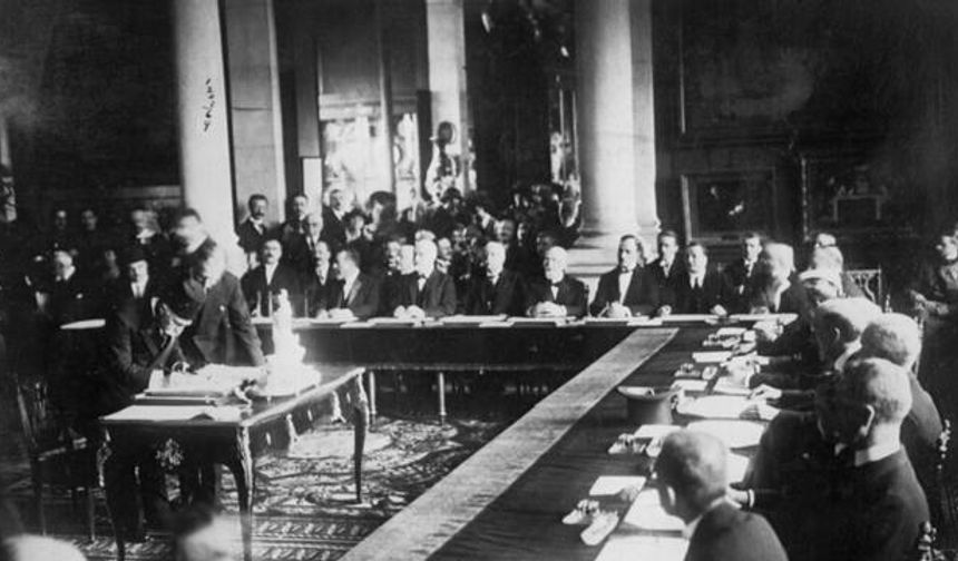 Sevr Barış Antlaşması kaç madde? Sevr Antlaşması ne zaman imzalandı? Sevr Antlaşması neden geçersiz?