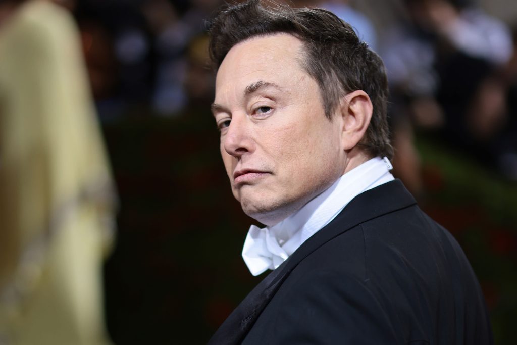 Elon Musk yine dünyanın en zengin insanı oldu
